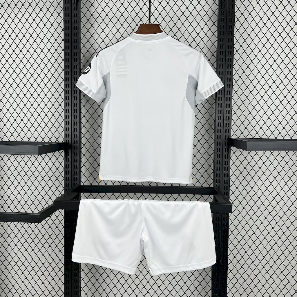 2025-2026 Real Madrid Club Football Home Kids Kit   