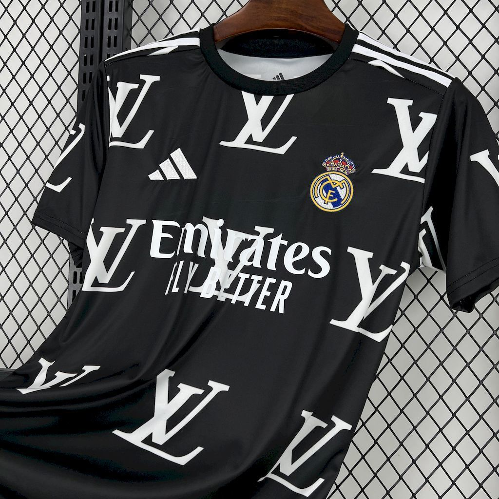 2025-2026 Real Madrid Club Football Louis Vuitton Joint Edition Black Jersey Fan edition 1:1 China Quality