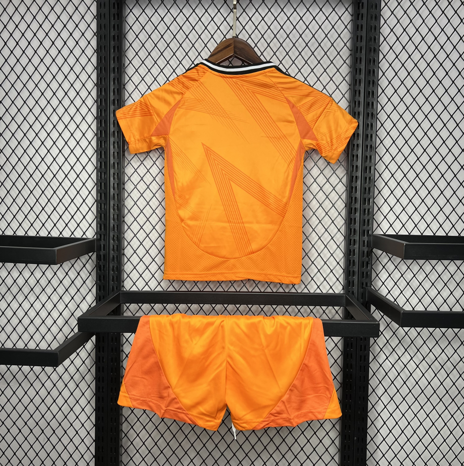 2024-2025 Real Madrid Club Football Away Kids Kit 1:1 China Quality