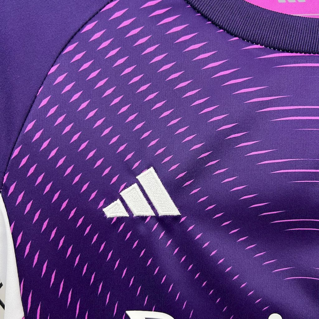 2025-2026 Real Madrid Club Football Purple goalkeeper Kids Kit 1:1 China Quality