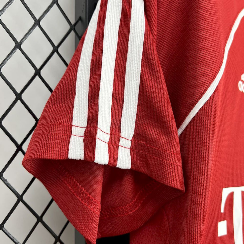 2005-2006 Bayern Munich Club Home Retro Football Jersey Fan edition 1:1 China Quality