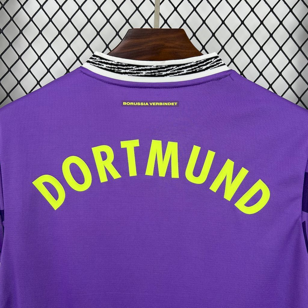 2024-2025 Borussia Dortmund Club Goalkeeper Special Football Jersey Fan edition 1:1  China Quality