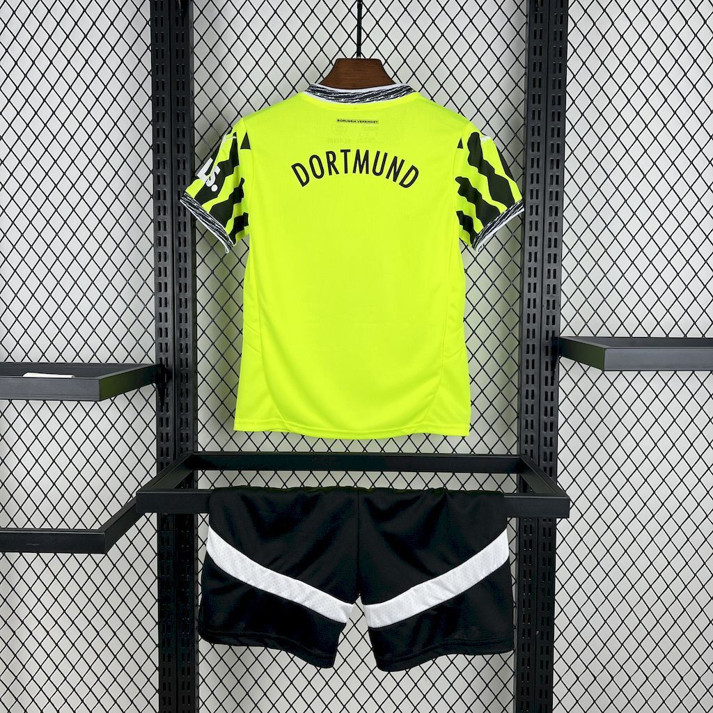 2025-2026 Borussia Dortmund Club Special Kids Football Jersey Fan edition 1:1  China Quality