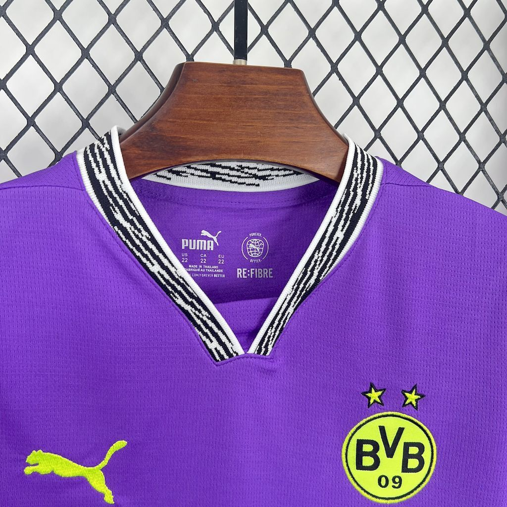 2024-2025 Borussia Dortmund Club Goalkeeper Special Kids Football Jersey Fan edition 1:1  China Quality