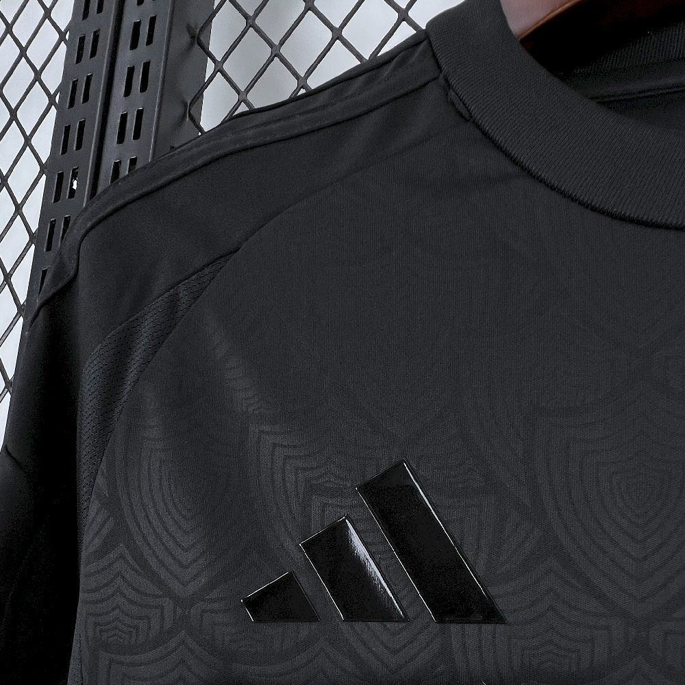 2025-2026 Atlético Mineiro Club All black special edition Jersey Fan edition 1:1 China Quality