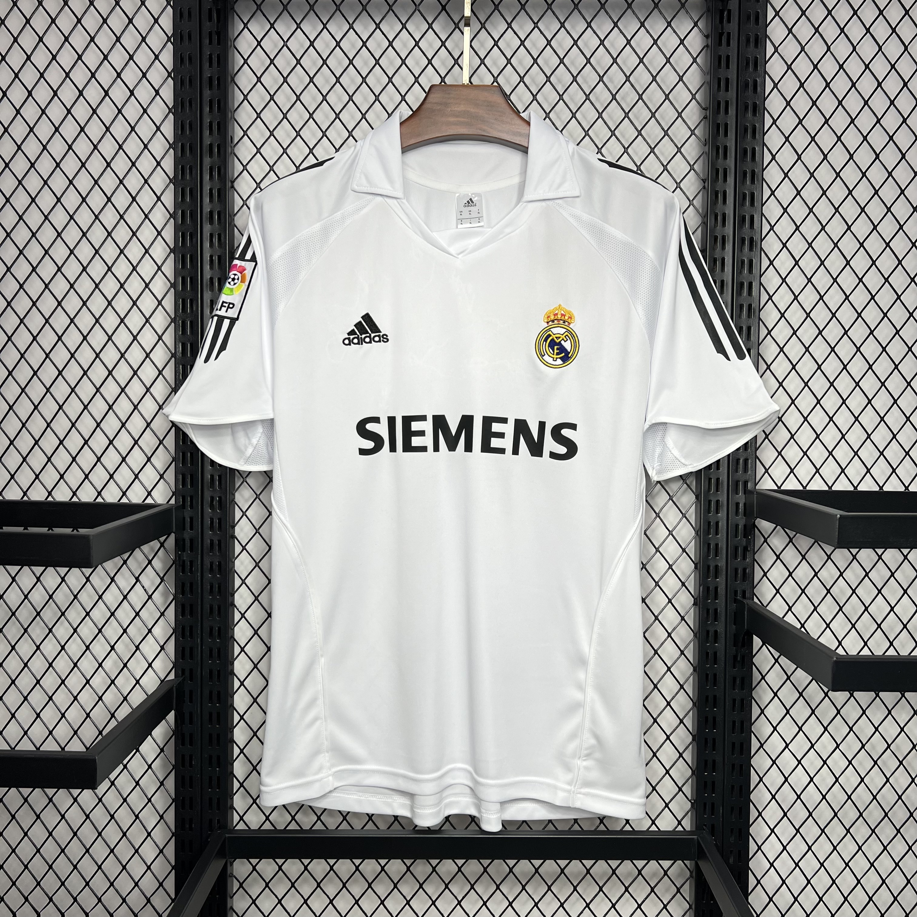 2005-2006 Real Madrid Home Retro Jersey 1:1 China Quality