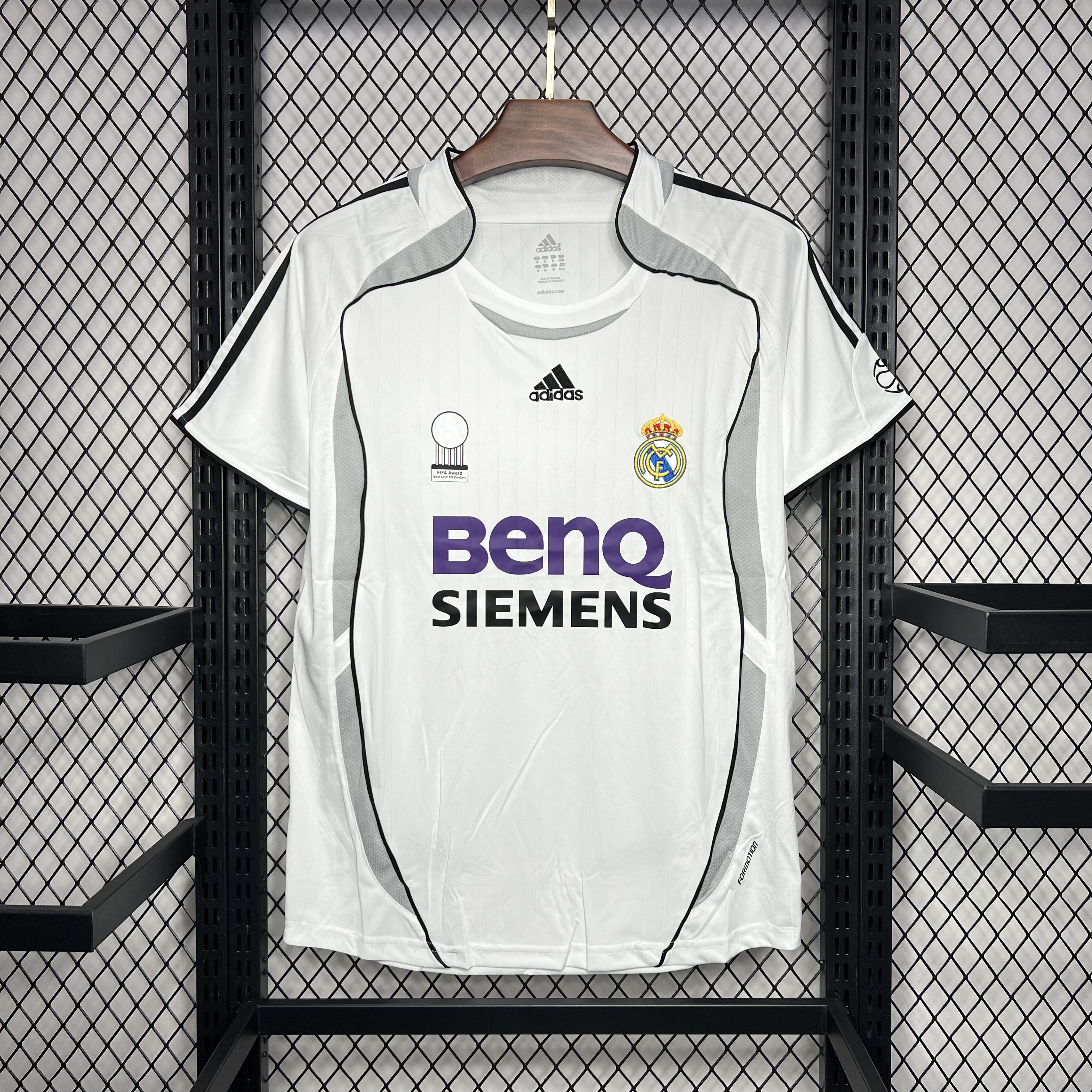 2006-2007 Real Madrid Home Retro Jersey 1:1 China Quality