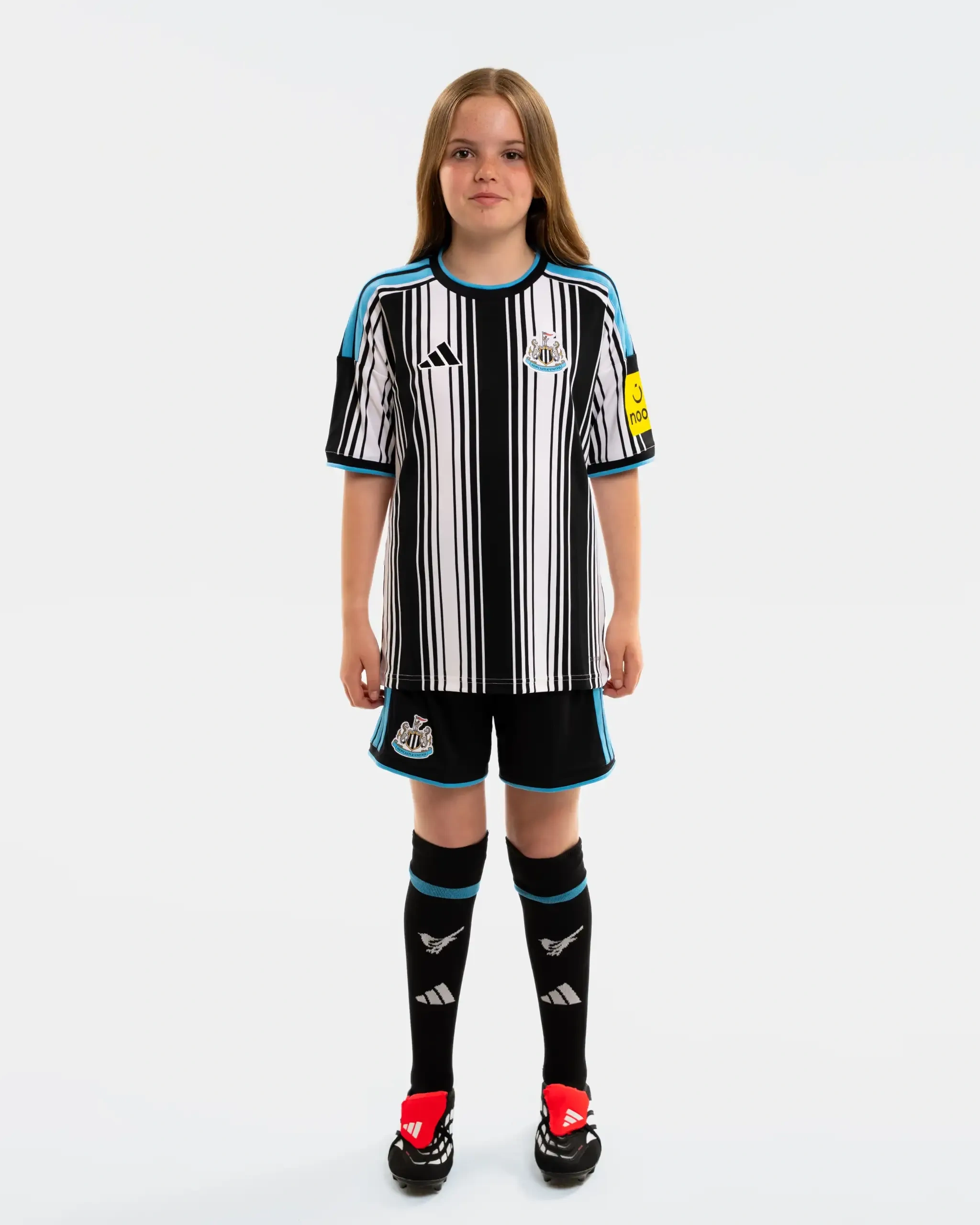 Children's Newcastle United home jersey 26-27 season
