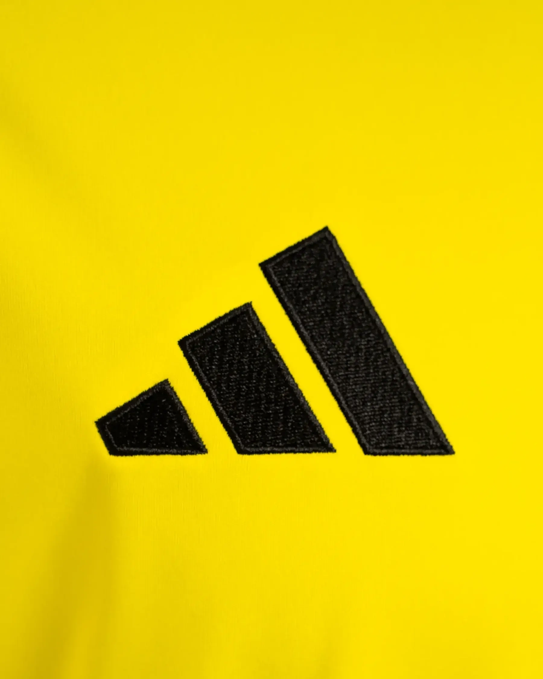 Newcastle United Yellow Training Kit 26-27 Season