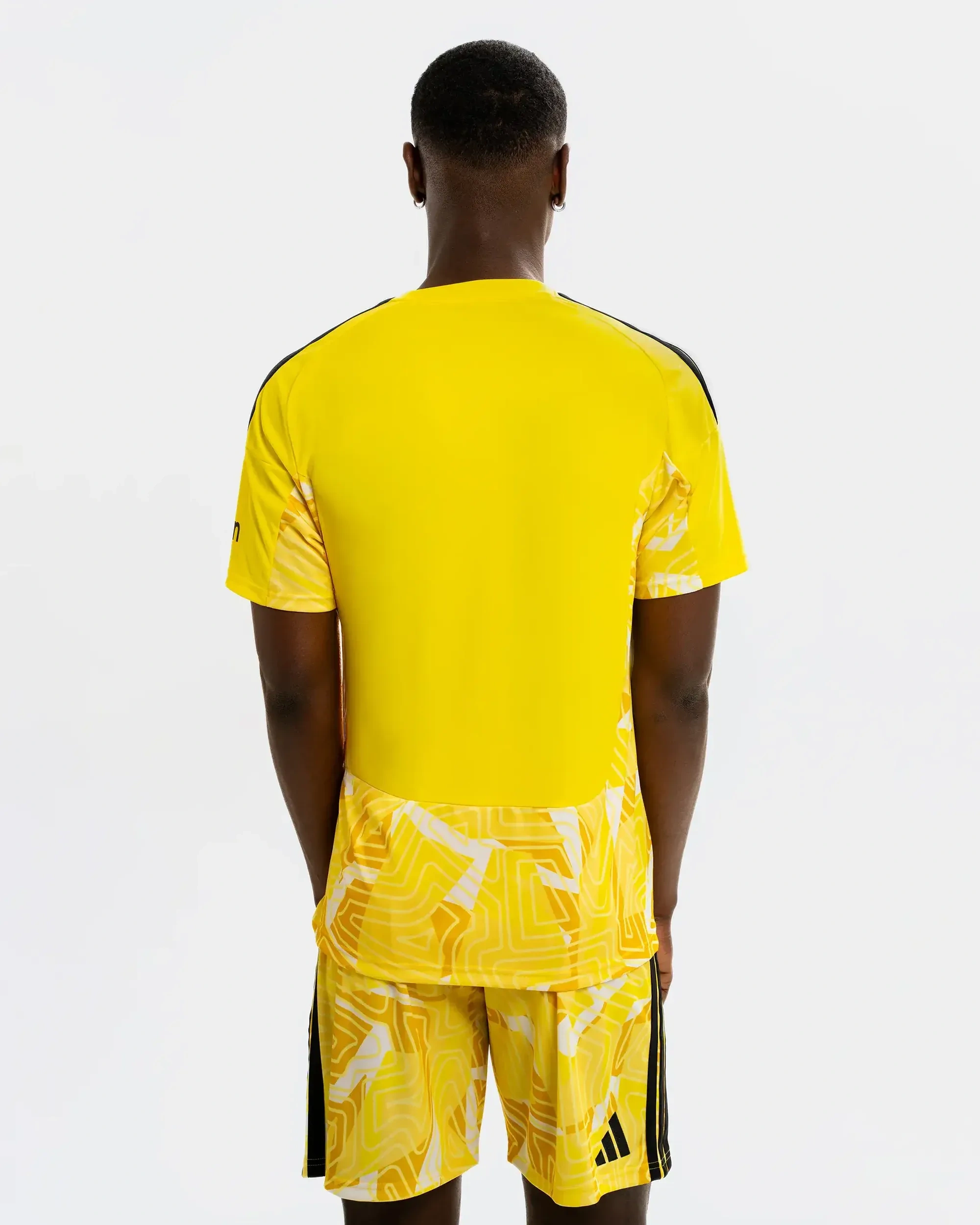 Newcastle United Yellow Training Kit 26-27 Season