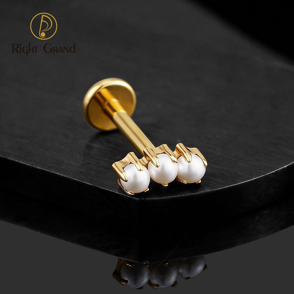 Right Grand Titanium Internal Thread Triple Tiny Pearl Labret Ring 16G Flat Back Cartilage Stud Earring Conch Helix Lip Piercing Jewelry