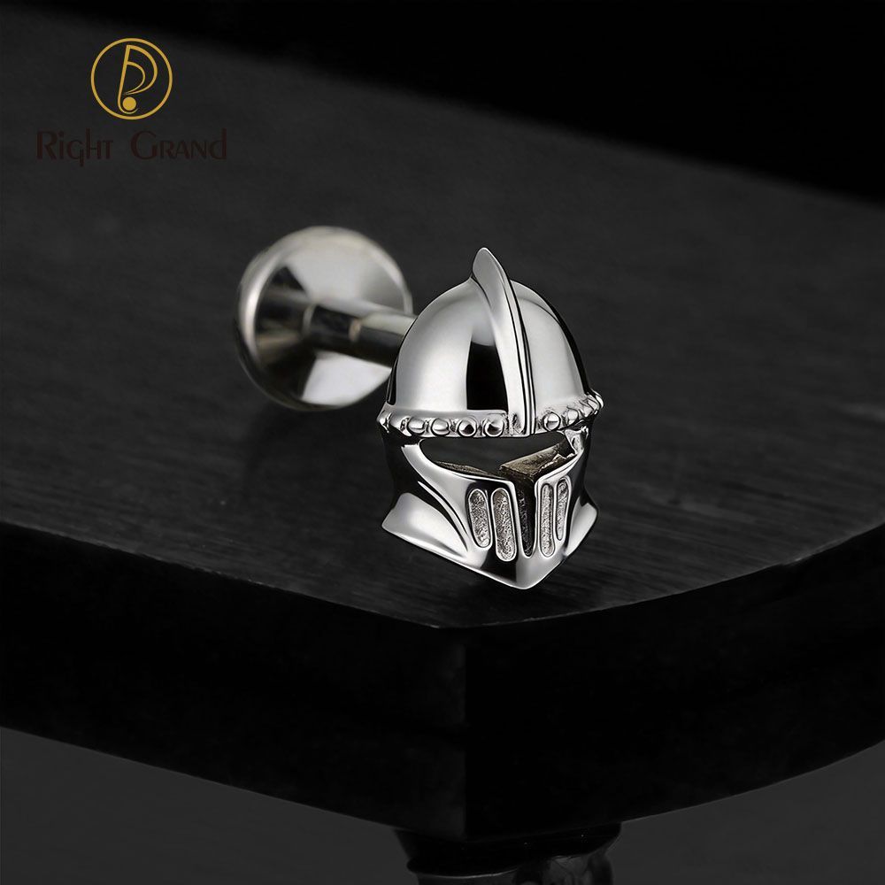Right Grand ASTM F136 Titanium Internal Thread Helmet Labret Ring 16G Flat Back Cartilage Stud Earring Conch Helix Lip Piercing Jewelry