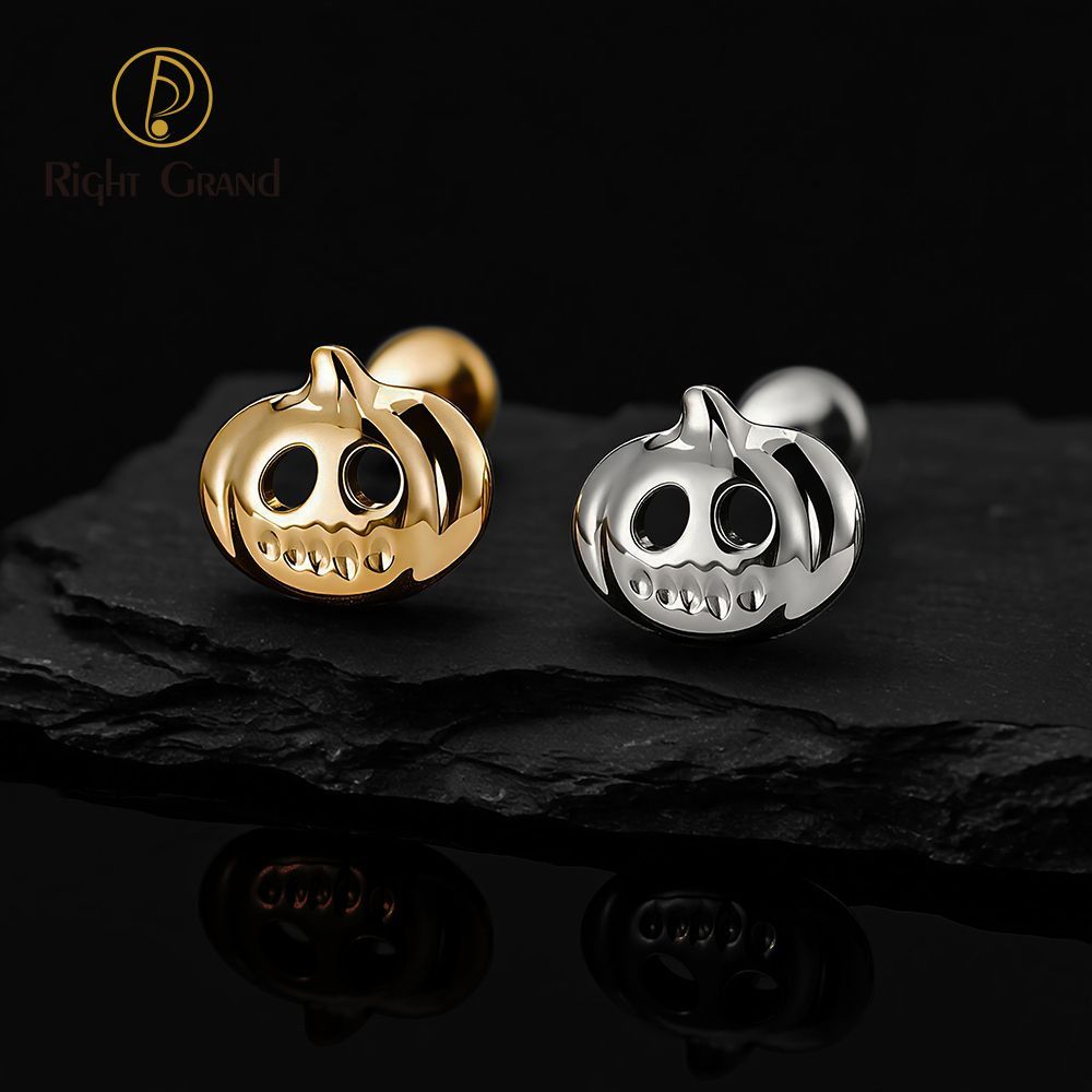 Right Grand Titanium 16G/18G Threadless Push Pin Halloween Pumpkin Ghost Punk Labret Ring 16G Flat Back Cartilage Stud Earring Conch Helix Lip Piercing Jewelry