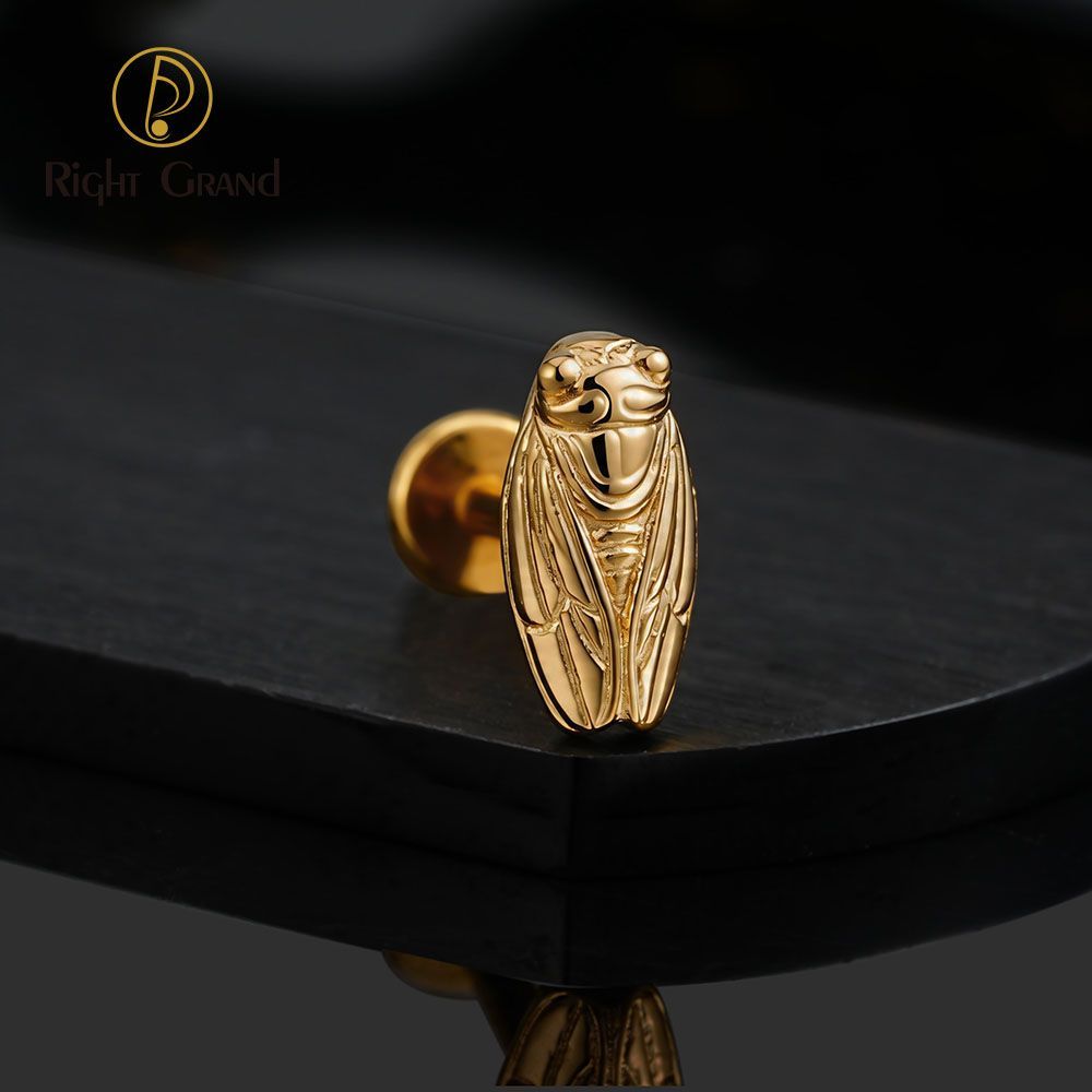 Right Grand Titanium Internal Thread Summer Cicada Labret Ring 16G Flat Back Cartilage Stud Earring Conch Helix Lip Piercing Jewelry