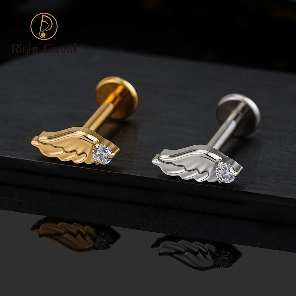 Right Grand Titanium Internal Thread CZ Wing Labret Ring 16G Flat Back Cartilage Stud Earring Conch Helix Lip Piercing Jewelry