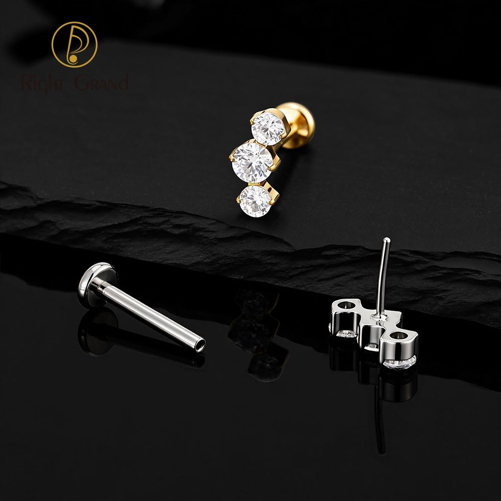 Right Grand Titanium 16G/18G Threadless Push Pin Triple CZ Cluster Cartilage Earring 16G Mini CZ Labret Tragus Helix Medusa Flat Back Piercing