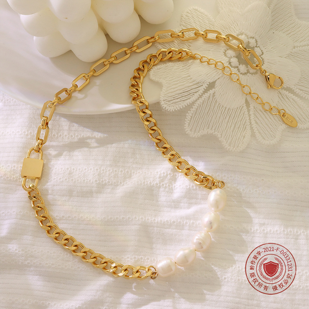 Right Grand Trendy Hip Hop Fashion 18K Gold Plated Lock Pendant Stainless Steel Women Mens Fresh Water Pearl Necklace With Cuban