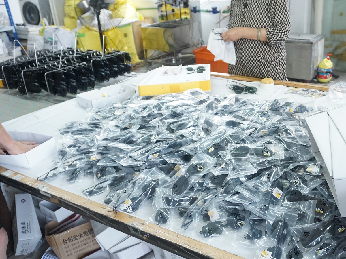 Eyewear production and supply for Baojia Eyewear