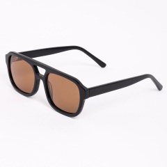 Black Frame Brown Lens