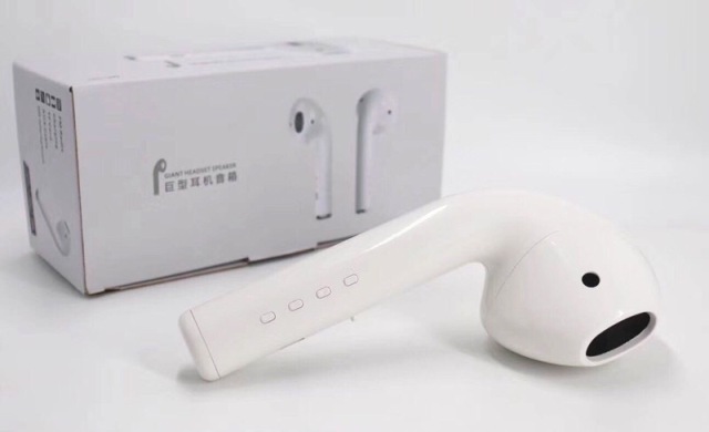 Giant Earphone MK101