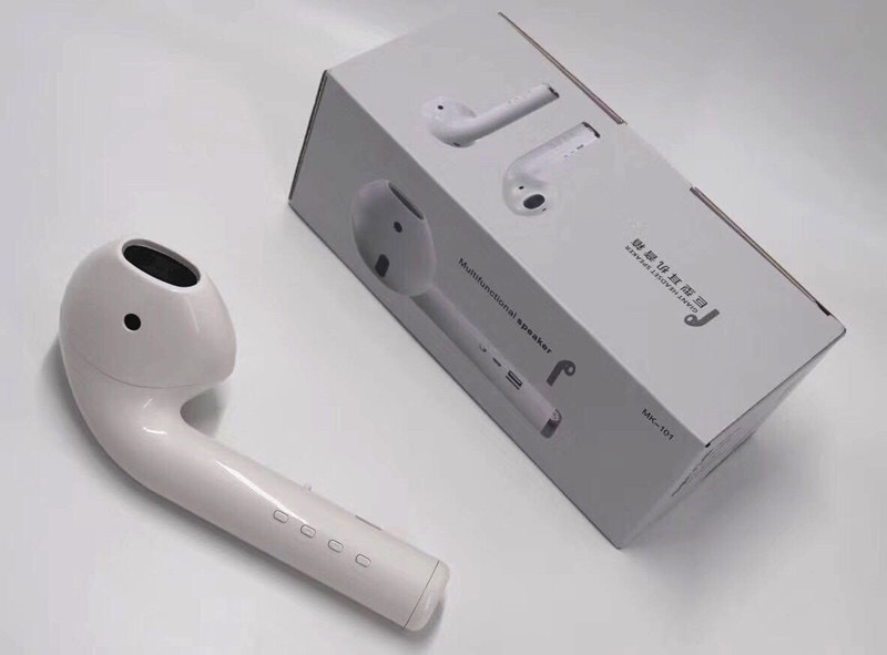 Giant Earphone MK101