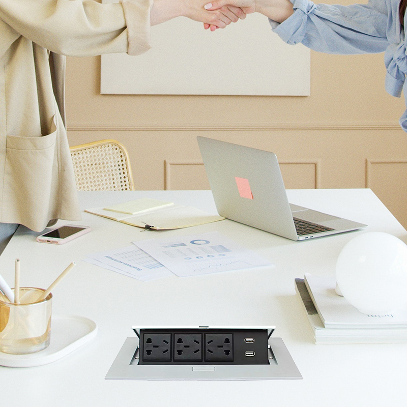 China 5 Sockets for table conference desk with 3 Outlets Dual USBA Charging