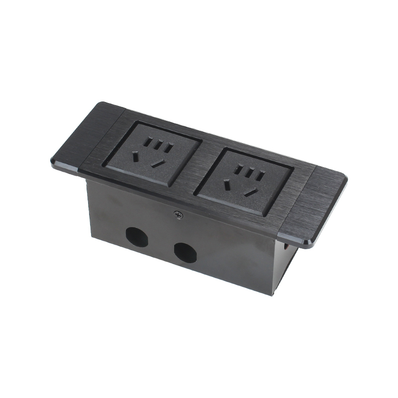 China Alloy Safety Costumized Socket With 2 China Outlets