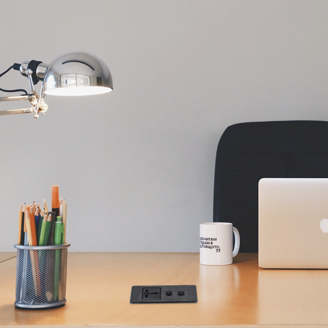 Desktop Built In Recessed Power Socket With 1 Universal outlet CAT6+CAT3