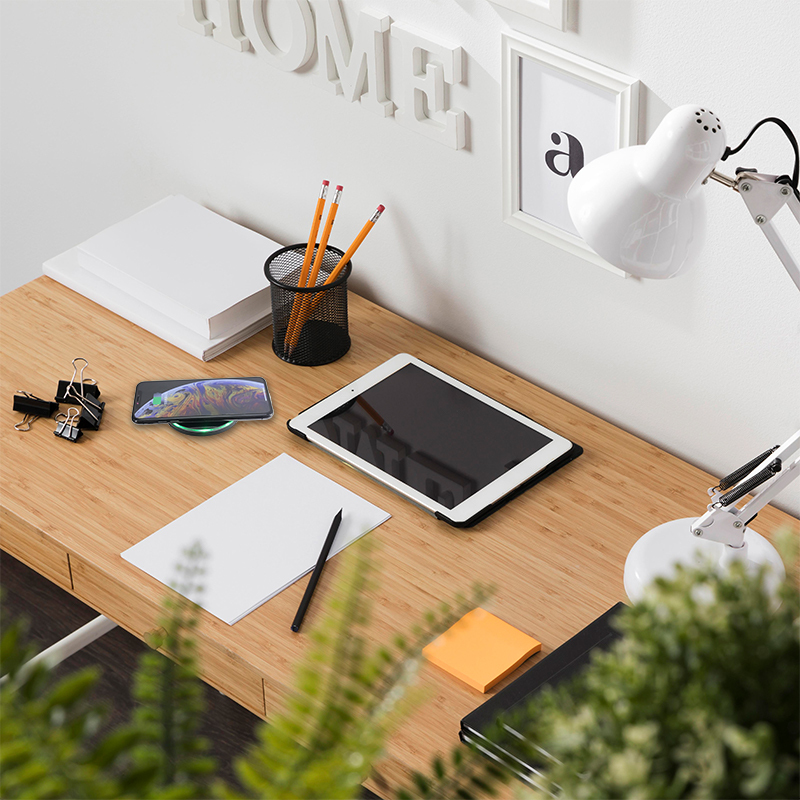 Round Power Grommet With Wireless Charging Lid，1 Universal Outlet+30W A+C Charging+15W QI Fast Charging