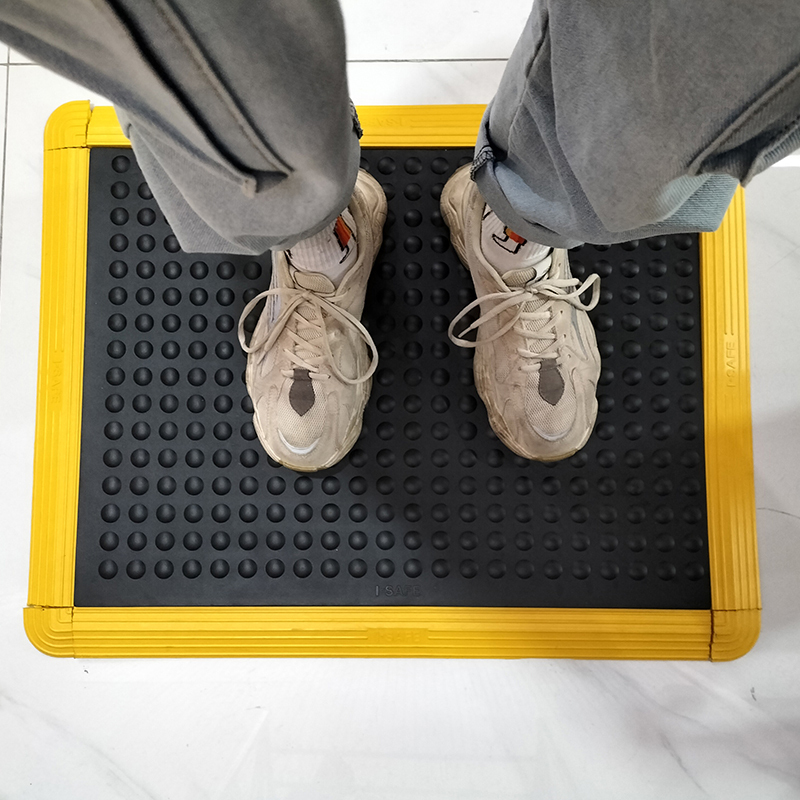 Bestra™ Rubber Half-Ball Bump Anti-Fatigue Mat,PAALER Mat