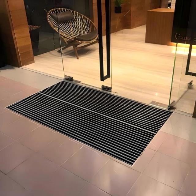 Structo™  Aluminum Entrance Matting System,PAALER Mat