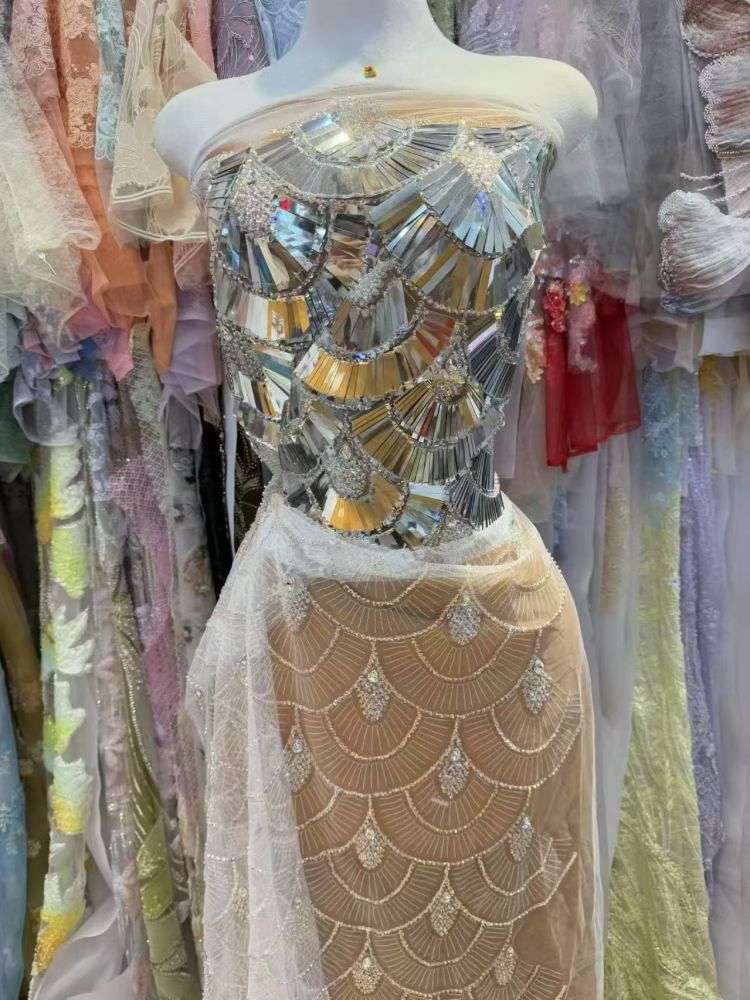 Unique Creative Daily Designers Products Amazing Unique Design Sliver Sequins With Beads And Exquisite Rhinestone