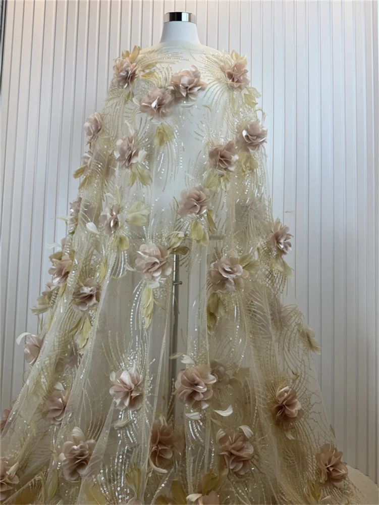 High-end Exquisite Luxury Feathers New Fashion Design Fabric Handmade Embroidery Net Lace Beads For Making Women Wedding  Dress