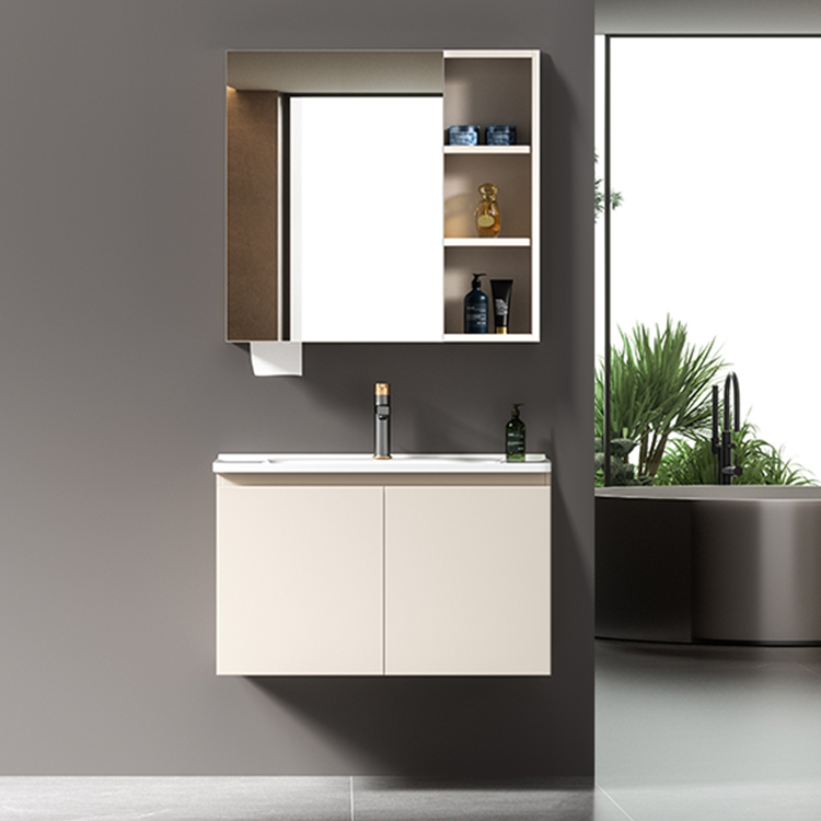 LG001,Located ,LG001