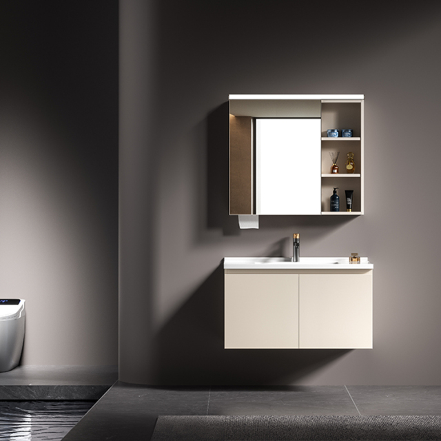 LG001,Located ,LG001
