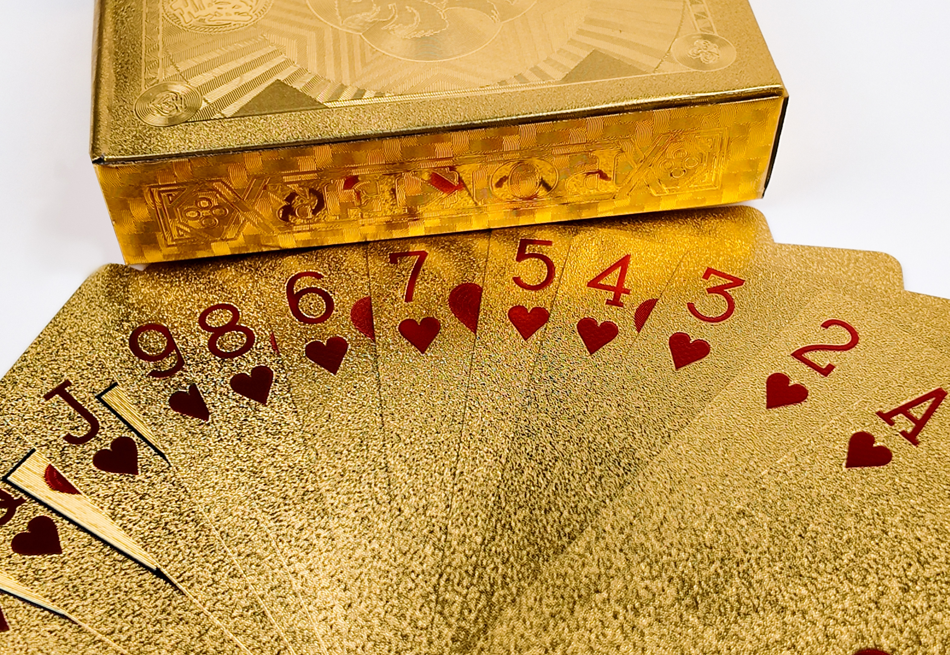 Mazzo di carte da poker con finitura oro in PVC 24K all'ingrosso Carte da stampa personalizzate in Cina