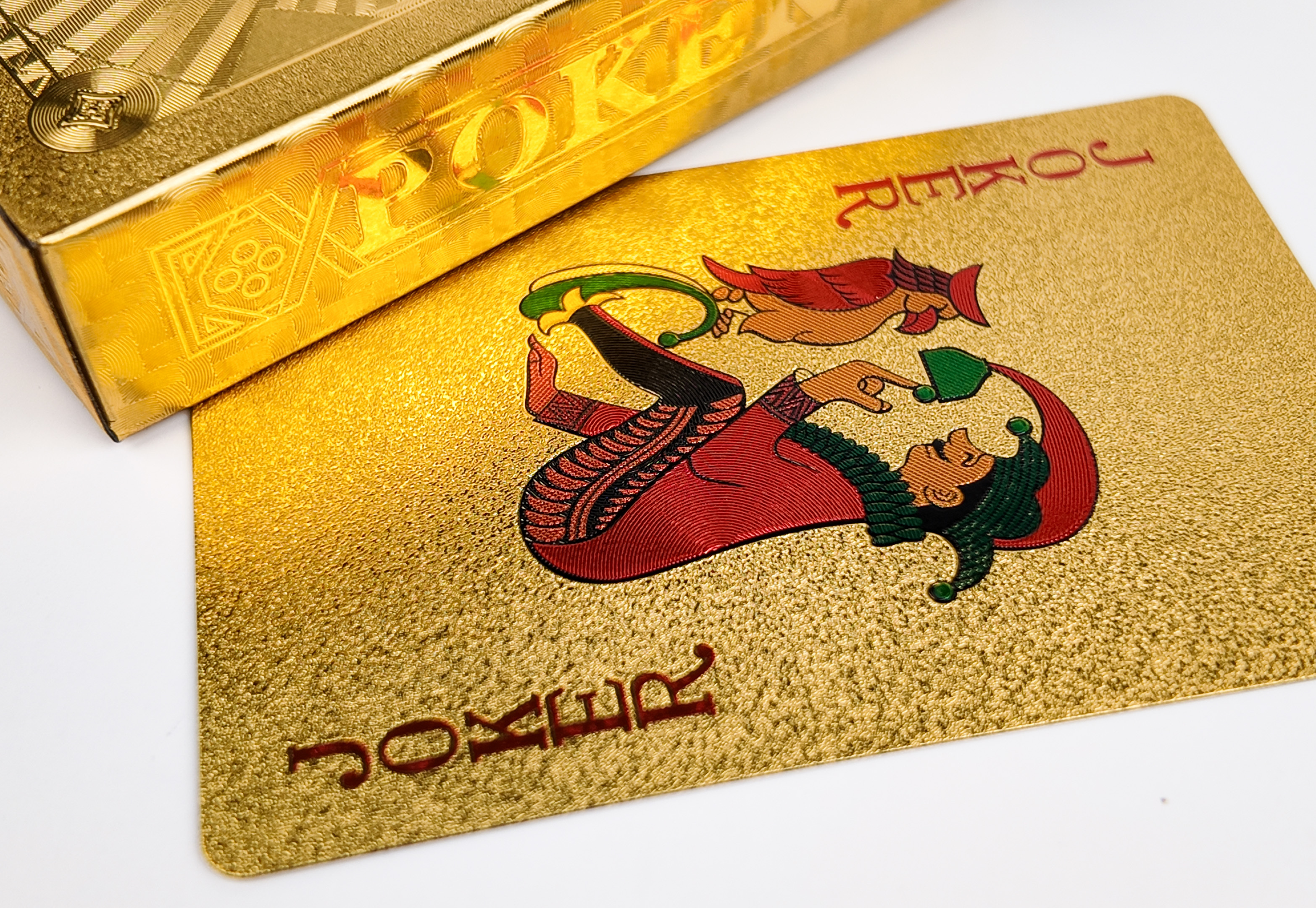 Mazzo di carte da poker con finitura oro in PVC 24K all'ingrosso Carte da stampa personalizzate in Cina