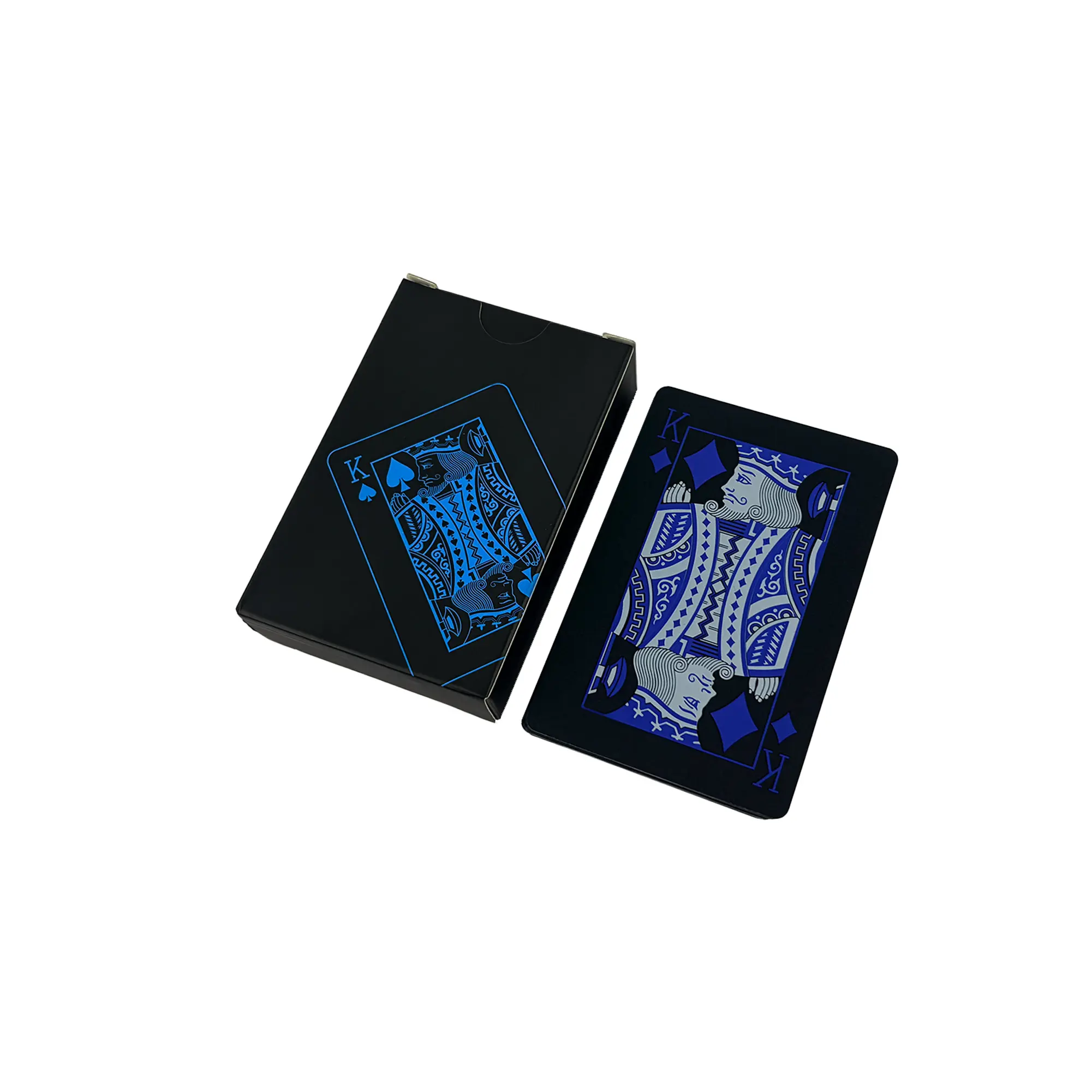 Mazzo di carte da gioco personalizzato in PVC nero presentato con la sua scatola stampata