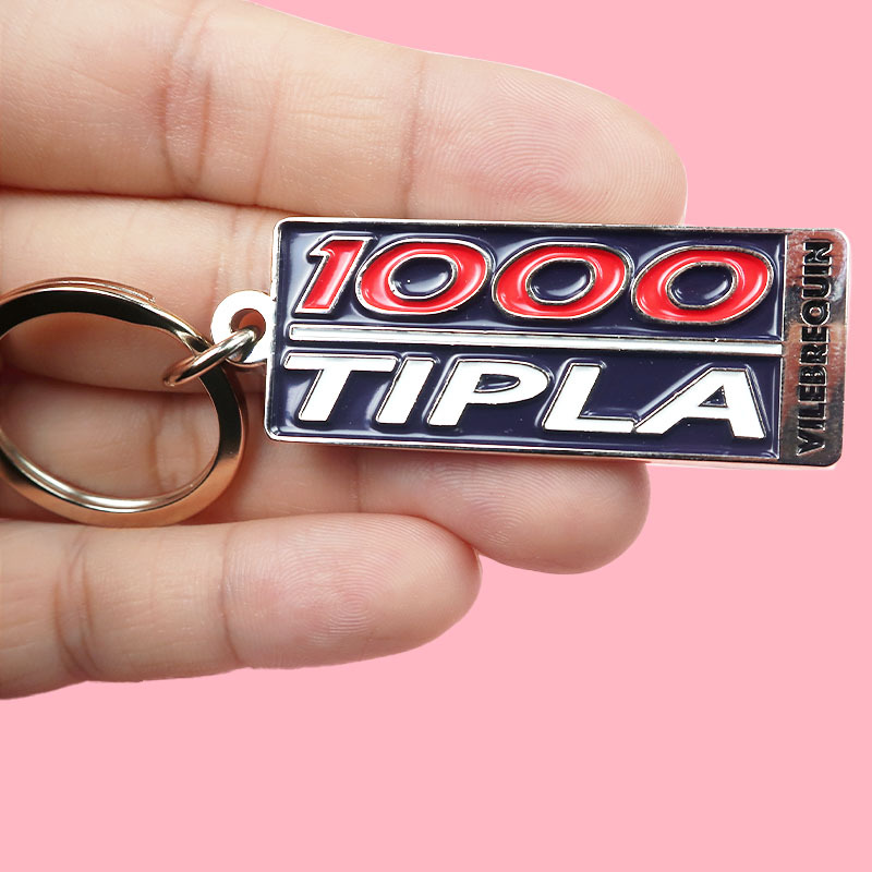 Personalized Cheap Factory Custom Car Club Emblem Keychain License Plate Keyring