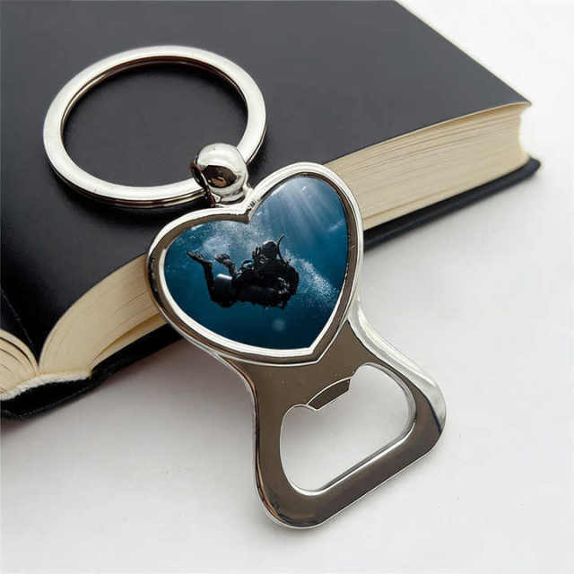 Factory Fast Custom Metal Bottle Opener Heart Photo Epoxy Keychain Metal Mold Frame Manufacturer