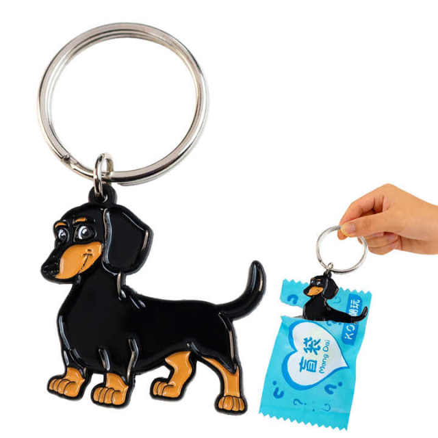 Wholesale Ecofriendly Durable Zinc Alloy Pocket Small Two Sided Dog Initial Keychain Bulk