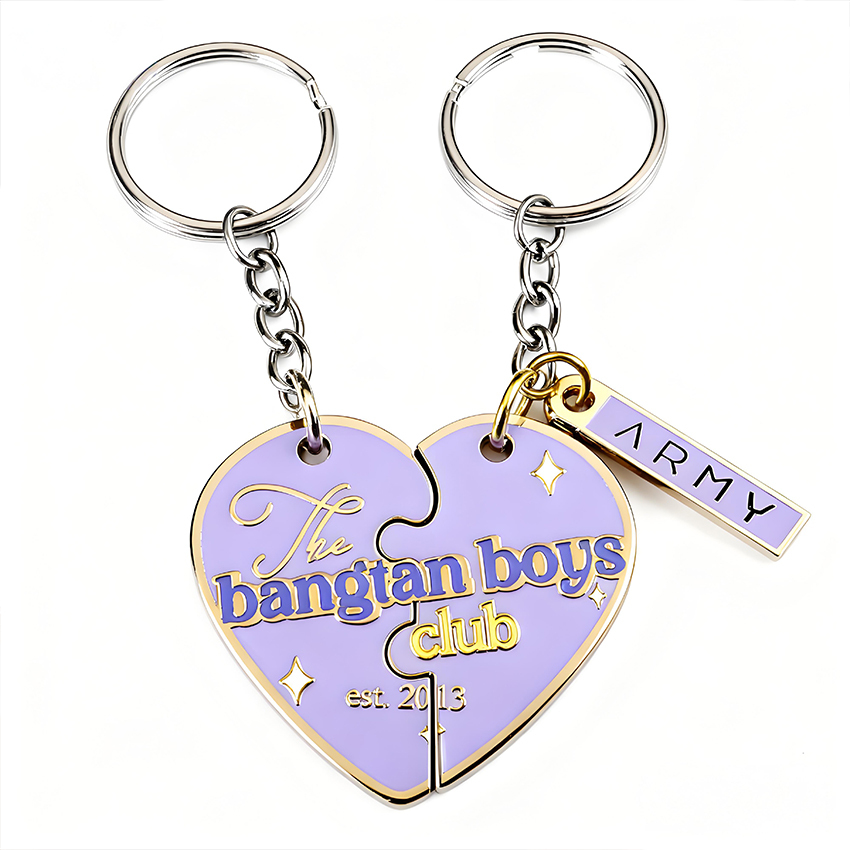 2026 Key Chain Acssesoriess Cute Metal Photo Envelope Cute Couple Keychain