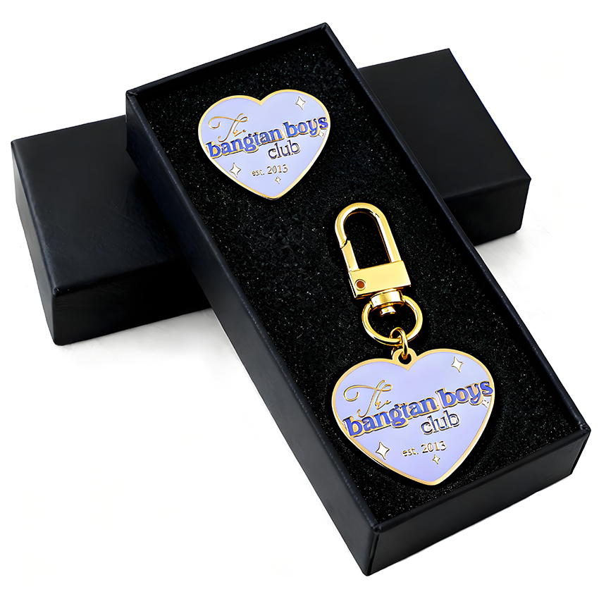 Funny Free Design logo Alloy Key Chain Rings Keyring Gift Box Packaging for Charms