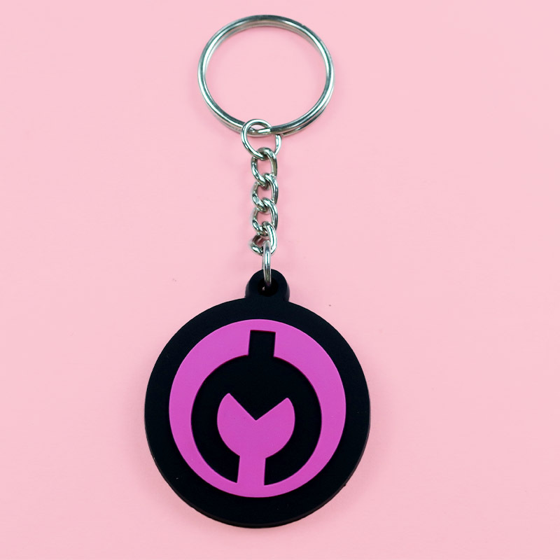 Wholesale Personalized Rubber Key Chain Custom logo Designer Silicone Pink Custom Name Keychain Letter
