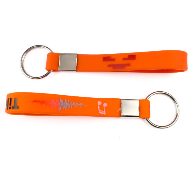 Custom Cute Soft Rubber Band Silicone Bracelet Wrist Bands Wristlet Strap Key Chains Printed Concert Wristband Keychain