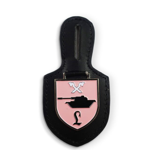 Custom logo car leather key chains logo keyring metal badge plate leather car keyring
