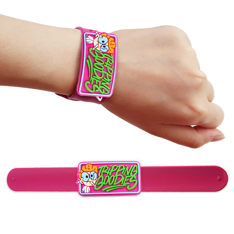 Factory Fast Custom Cute Silicone Slap Bracelet Kids Snap Printed logo Silicone Snap Wristband,Zhongshan Yutang Craft Gifts Co., Ltd.，KeyChains+medal+Fridge Magnet,Factory Fast Custom Cute Silicone Slap Bracelet Kids Snap Printed logo Silicone Snap Wristband