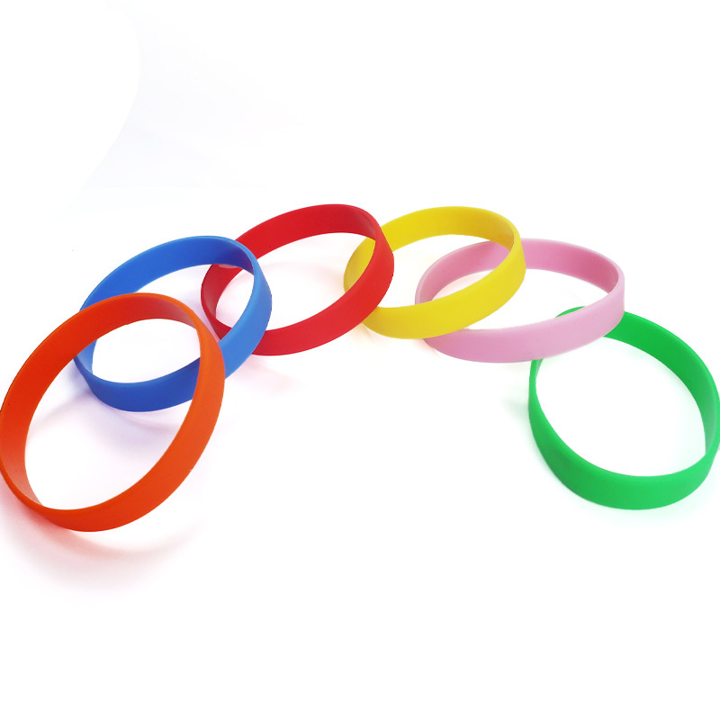 Fashion Rubber Wrist Bands Custom logo Wristbands Silicone Bracelet Personalized Bracelets,Zhongshan Yutang Craft Gifts Co., Ltd.，KeyChains+medal+Fridge Magnet,Fashion Rubber Wrist Bands Custom logo Wristbands Silicone Bracelet Personalized Bracelets