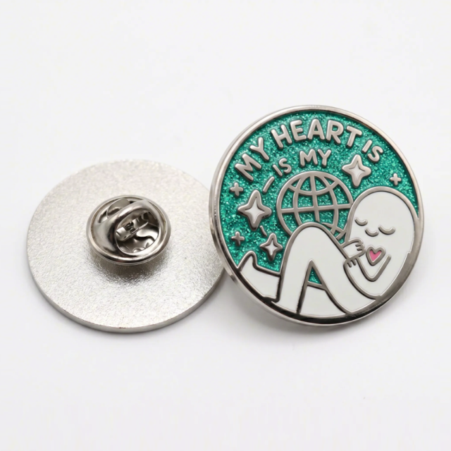 Fashion Heart Shaped Doctor Nurse Craft Accessories Brooch Metal Nursing Custom logo Hard Enamel Lapel Pin Medical Pins,Zhongshan Yutang Craft Gifts Co., Ltd.，KeyChains+medal+Fridge Magnet,Fashion Heart Shaped Doctor Nurse Craft Accessories Brooch Metal Nursing Custom logo Hard Enamel Lapel Pin Medical Pins