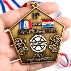 Russian Custom Design Shape Plated Chess Award Keys Puzzle Medal,Zhongshan Yutang Craft Gifts Co., Ltd.，KeyChains+medal+Fridge Magnet,Russian Custom Design Shape Plated Chess Award Keys Puzzle Medal